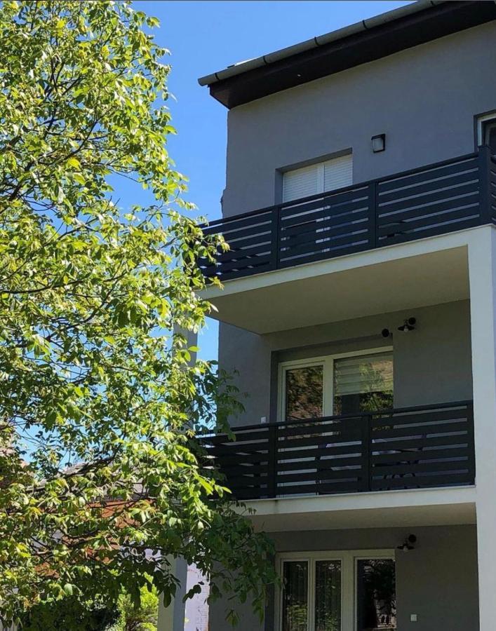 Apartman Bloom Osijek Extérieur photo