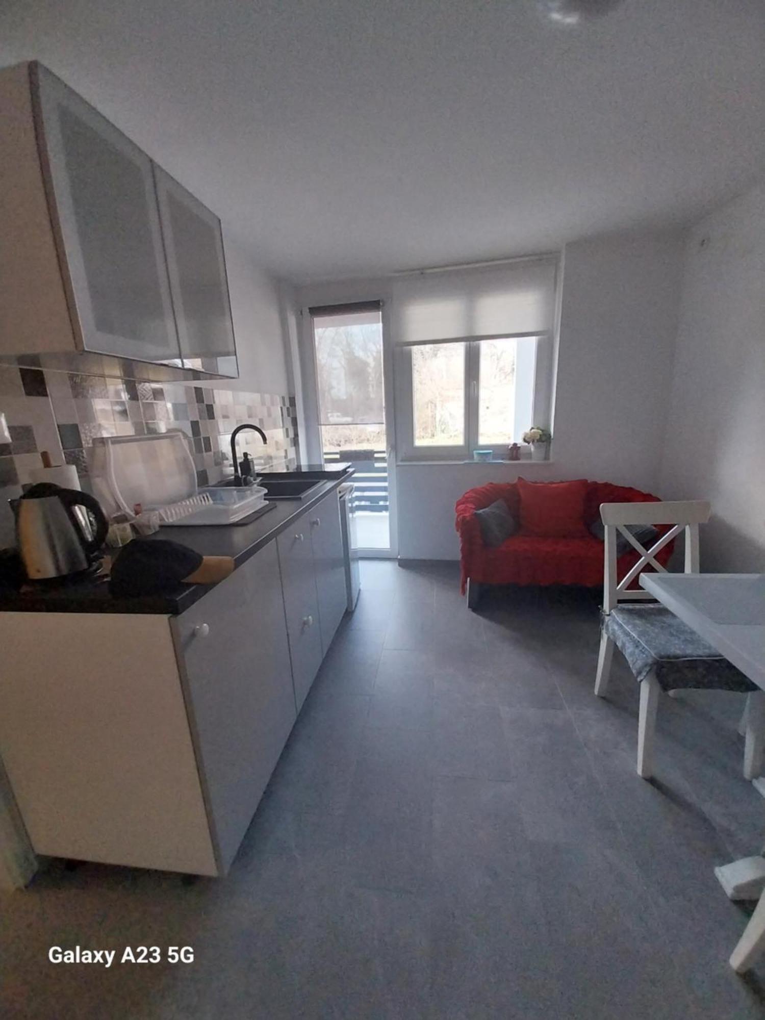 Apartman Bloom Osijek Extérieur photo