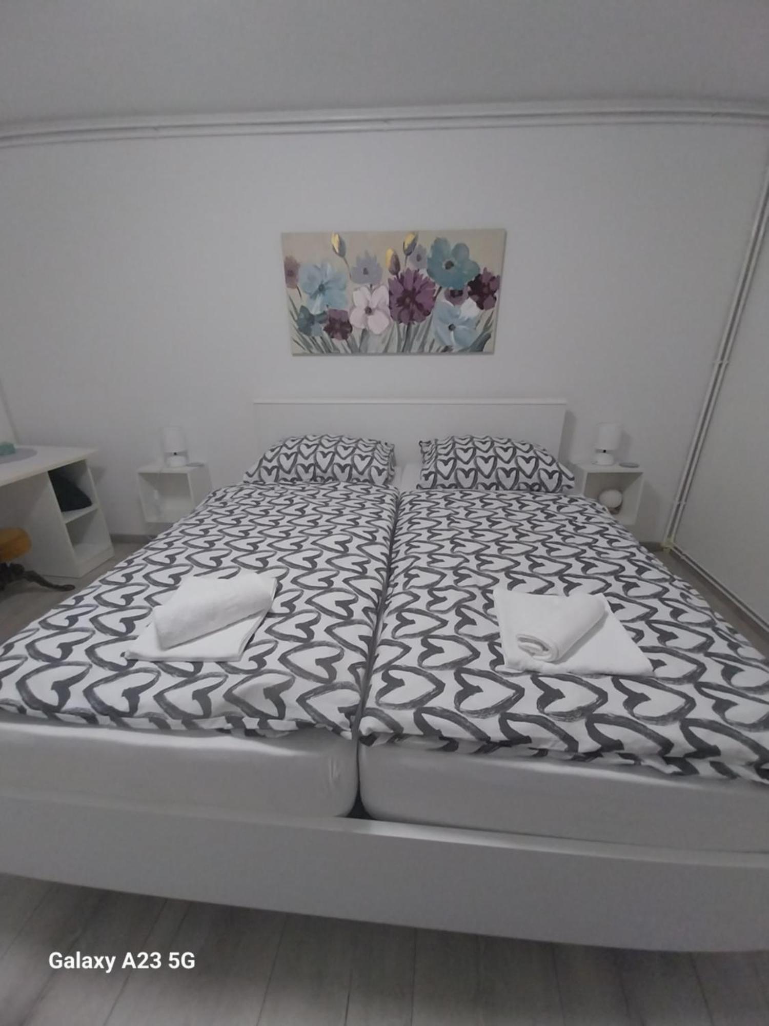 Apartman Bloom Osijek Extérieur photo