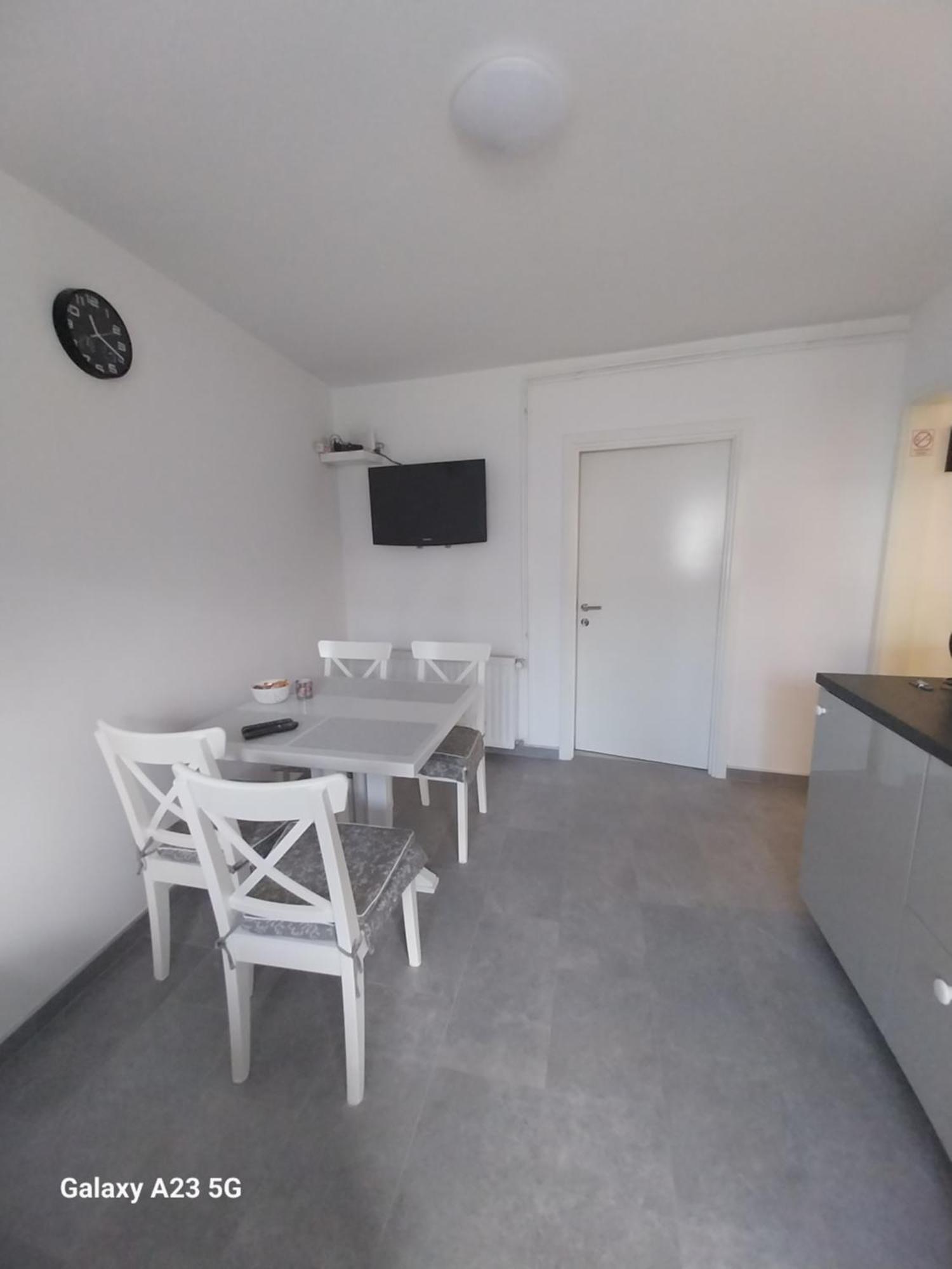 Apartman Bloom Osijek Extérieur photo