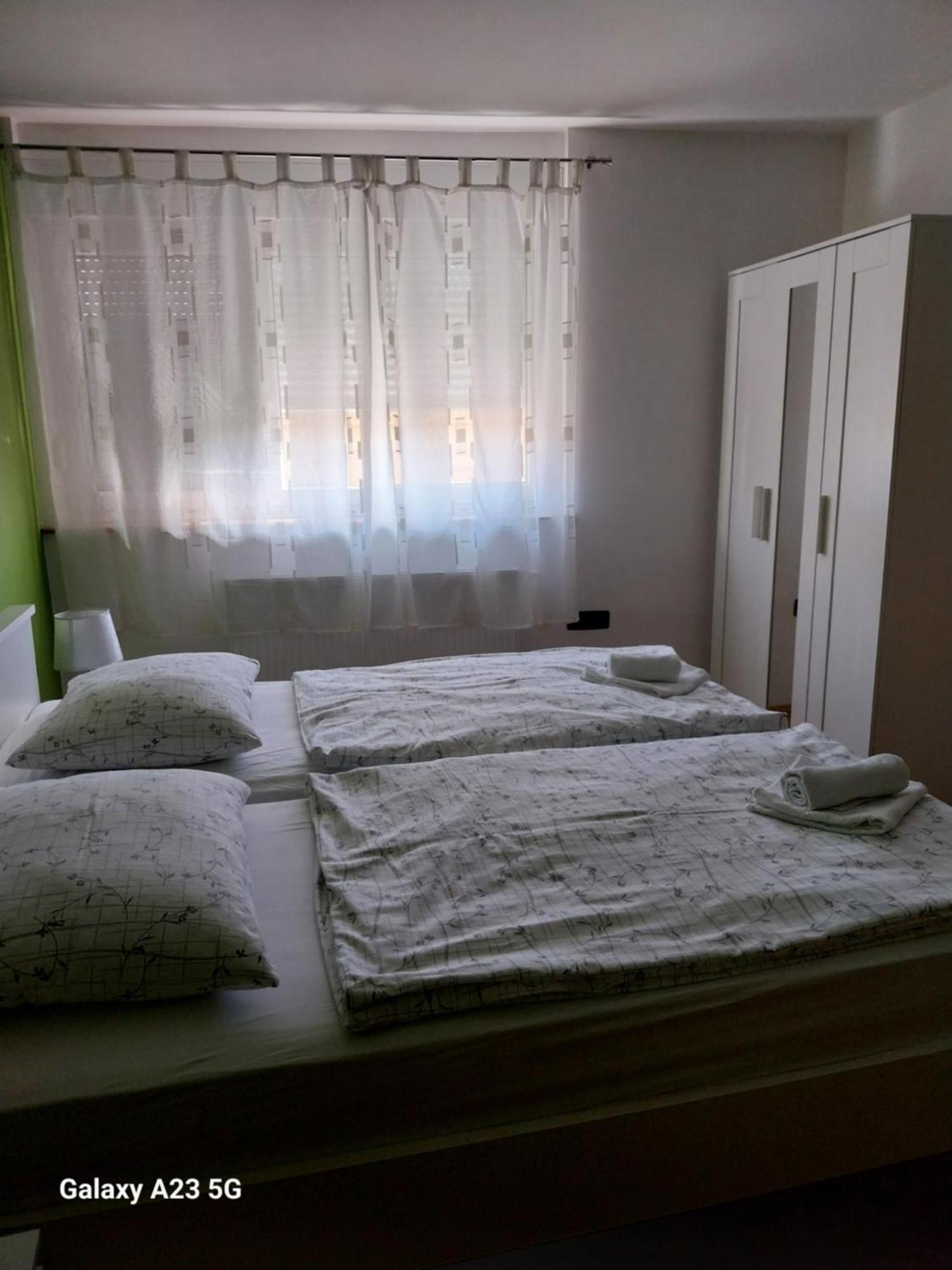 Apartman Bloom Osijek Extérieur photo