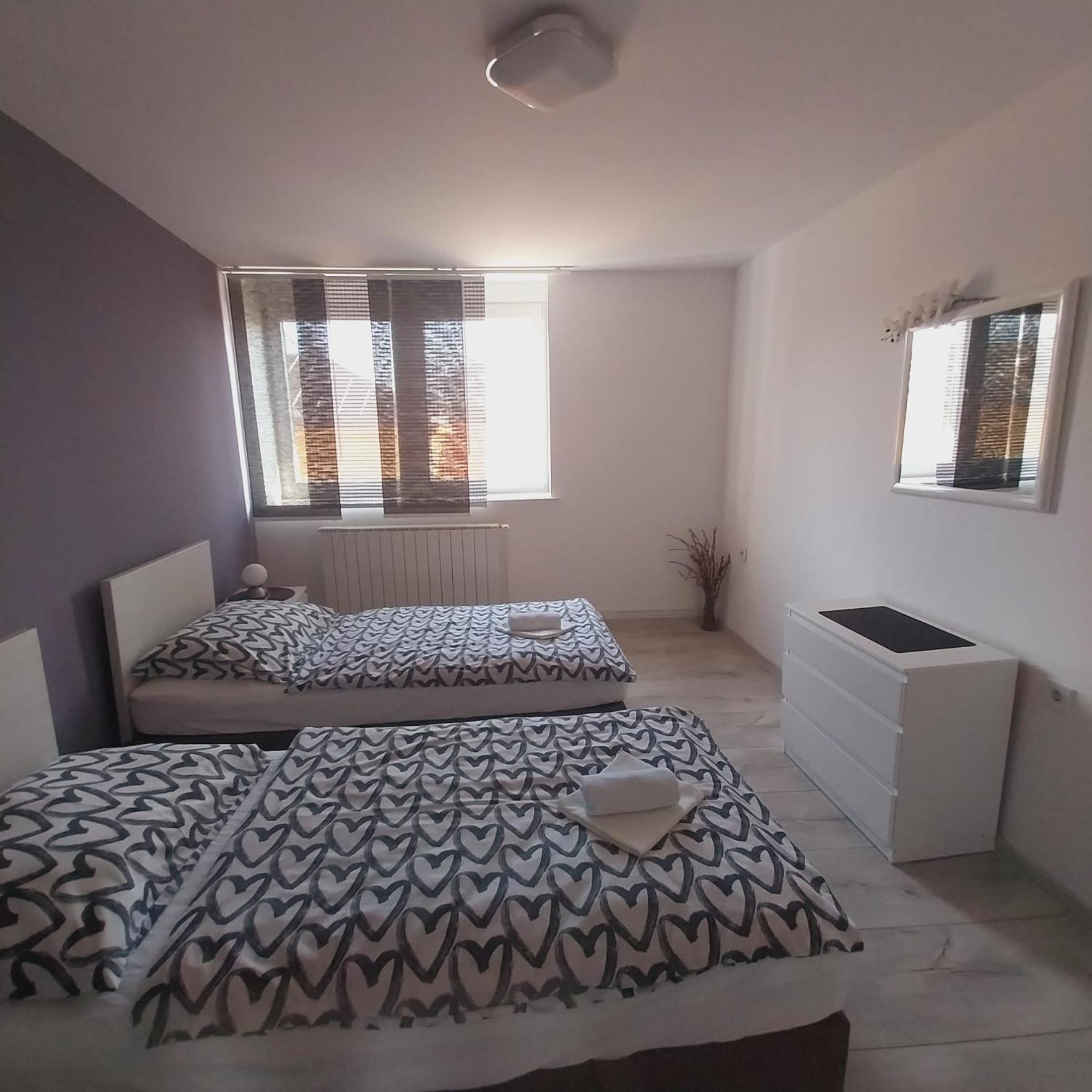 Apartman Bloom Osijek Extérieur photo